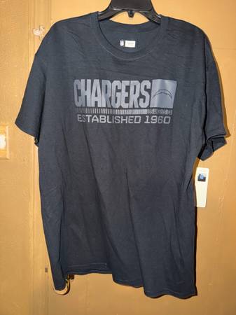 NFL Team Apparel Los Angeles Chargers Football Graphic T Shirt Men’s Size XL N 1