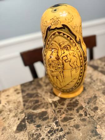 Large nesting doll set 1