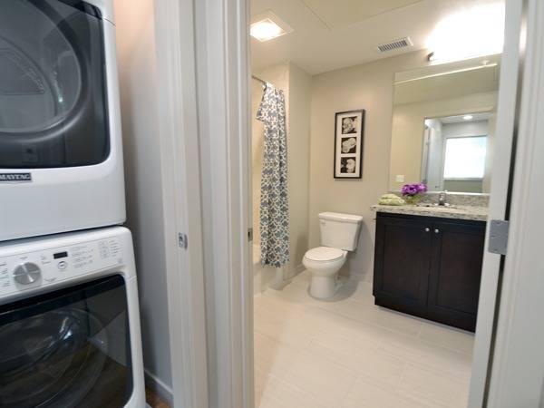 $2,795 / 1br - 688ft2 - 1BR apt, Prime Santa Clara, Modern kitchen, Open concept living room (santa clara)63622931037699124
