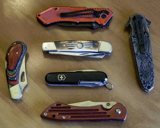 Pocketknives Lot (7) 1