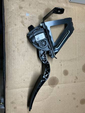 Ram 1500 Accelerator Pedal Position Sensor 1