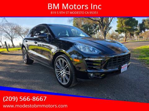 2015 PORSCHE MACAN 1