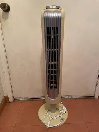 HOLMES TOWER FAN 1