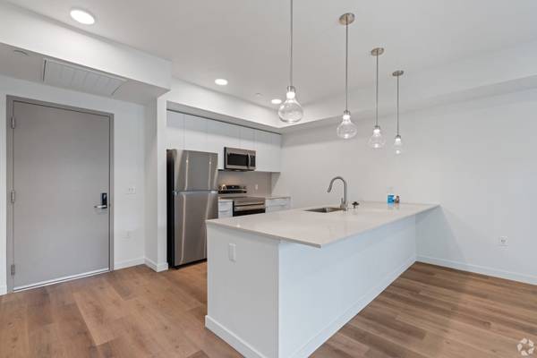 $2,999 / 3br - 1274ft2 - Tilt and Turn Window, Garages, Clubhouse (West Sacramento, near The Nugget)64043494184195121