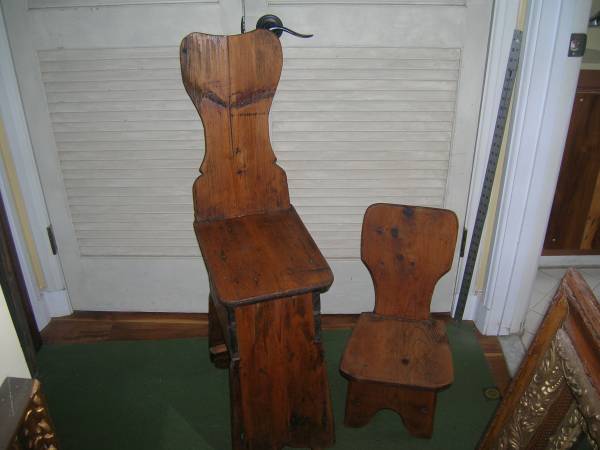 Antique Pair of Pine Farmhouse Chairs 1