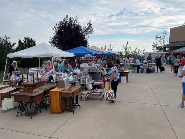 Rocky Mountain Quilt Museum's Trash to Treasures Sale 1