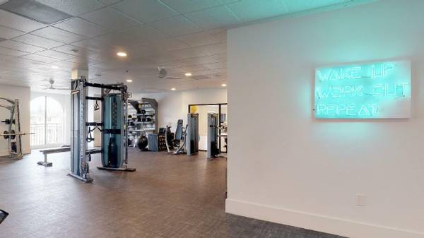 $2,145 / 419ft2 - Cozy Studio with RESORT STYLE Amenities- Pet Friendly! (Sherman Oaks)63869888160641123