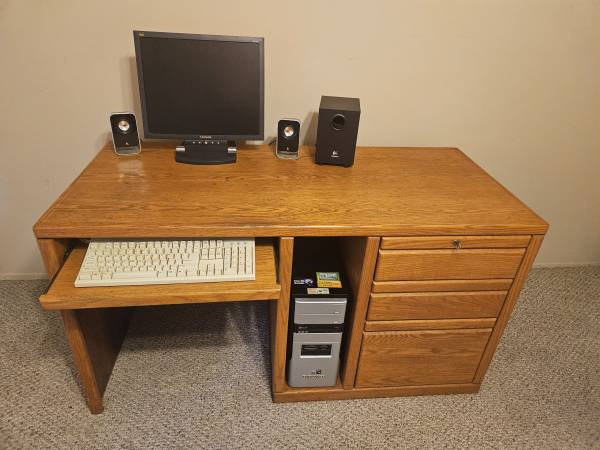 Computer Desk 1