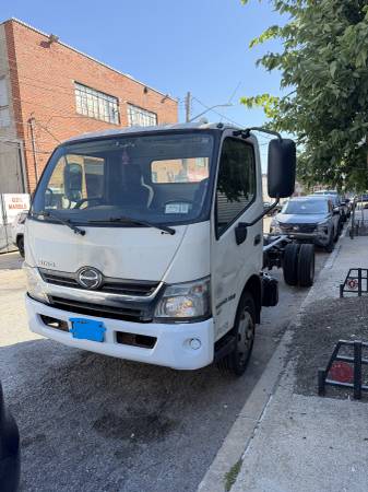 2016 Hino 195