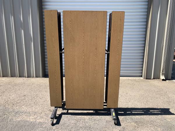 Folding Cafeteria Tables 1