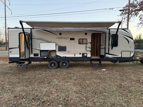 2018 keystone hideout luxury 1