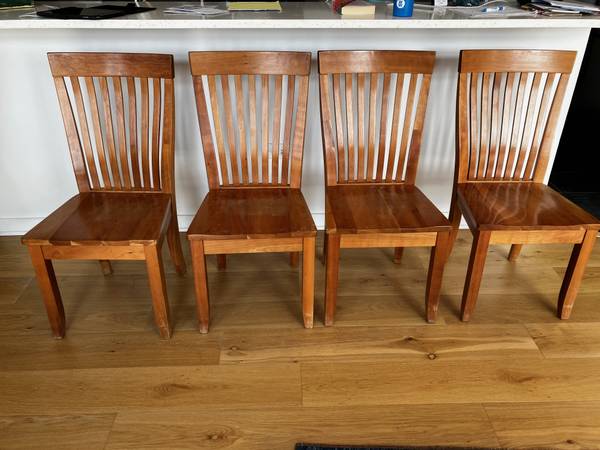 Scott Jordan Dining Table Chairs - Cherry (Set of 4) 1