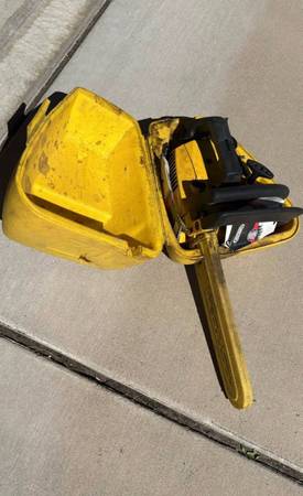 Untested McCulloch Power Mac 310 Chainsaw w/ Case 1