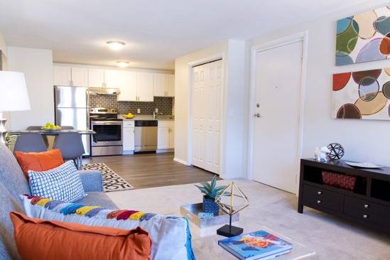 $2,099 / 2br - 745ft2 - 2 Bedroom Apartment Available NOW! (Dover)63931924074754121