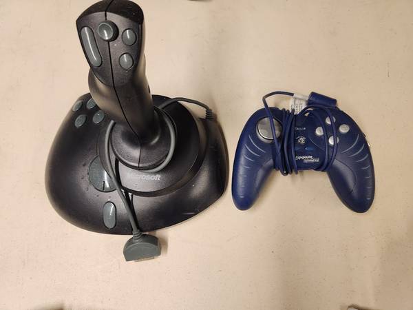 Gaming Controller's 1