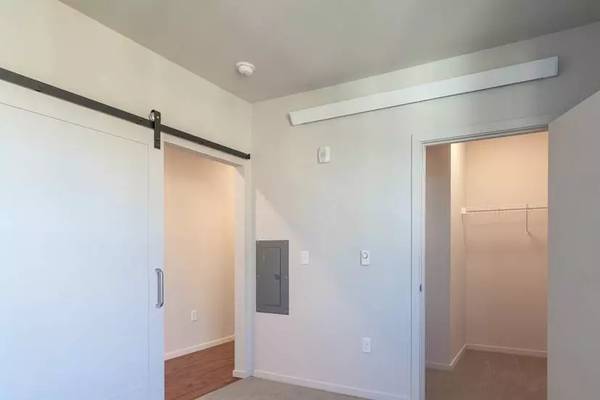 $1,299 / 1br - 661ft2 - Your dream 1 bed, 1 bath is closer than you think! Call now! (Portland)63831752959233121