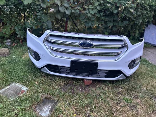 2017-2019 ford escape front bumper 1