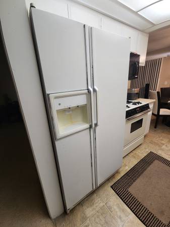 FREE Double Wide GE refrigerator freezer 1