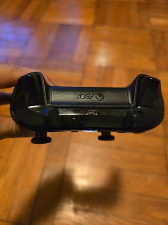 Xbox One Controller - $50 (Brooklyn)63443208157441123