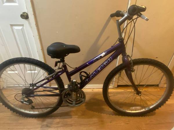 21 Speed RALEIGH M20 Bicycle 12 inch frame 1