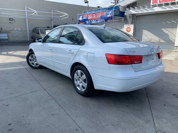 2010 Hyundai Sonata GLS Sedan - $5,999 (Los Angeles)63441128538753123