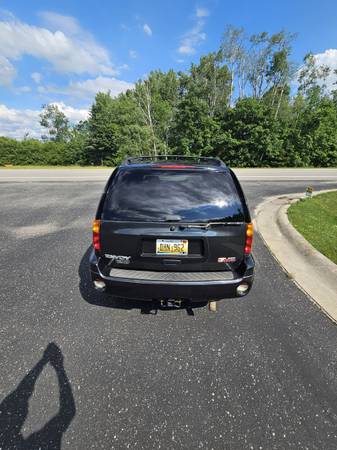 2004 GMC Envoy - $4,200 (Mullett Lake)63612095353857123