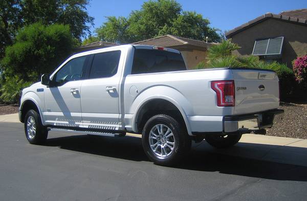 2016 Ford F150 Lariat 4X4 - Photo 4