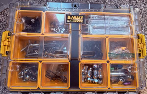 Dewalt Tough System 1