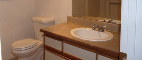 $1,650 / 2br - 1014ft2 - Vaulted Ceilings, Two Bedroom Options, Pre Set Water and Sewer Costs (Milwaukie)63831608089601120