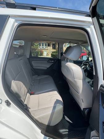 2017 Subaru Forester - $14,000 (Encinitas)63470050960385124