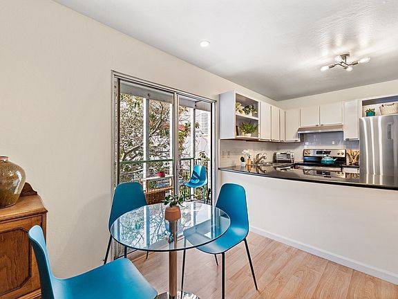$1,190 / 1br - Furnished 1BR/1BA Condo in Berkeley (Berkeley)64045196788993120