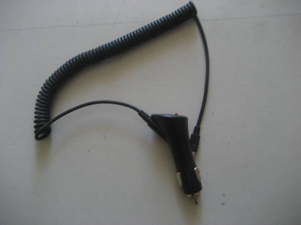 Cigarette lighter to USB micro-B charger 1