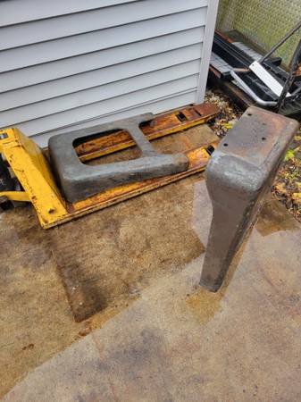 HEAVY CAST MACHINE LEGS 1
