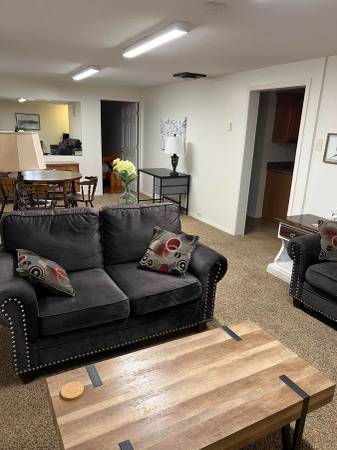 $350 / 2500ft2 - Fully Furnished Shared Housing - Everything Included in Rent! (Rexburg)63952518535554121
