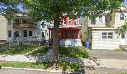 Modern 3 Bedroom Section 8 Accepted , Hardwood Floors, Nice Yard

$1,600

                        43 Marshall Street Albany NY