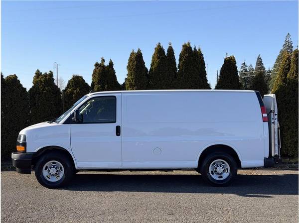 2021 Chevrolet Express 3500 - Photo 4