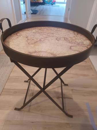 World map foldable table 1