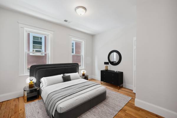 $3,200 / 4br - Mattapan 4 Bed/1 Bath Apartment | Verrill St (Mattapan)63996692096003124
