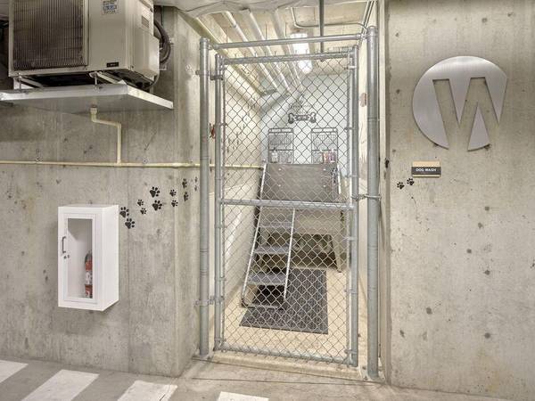 $2,716 / 2br - 1008ft2 - Bicycle Work Bench, Secure Garage Parking, Stainless steel appliances (Interbay)63929301717379121
