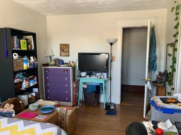 $770 Room for rent near the pond in JP - $770/MONTH (Jamaica Plain)63802097005057120