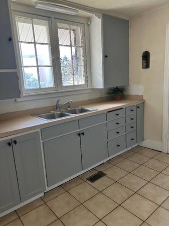 $1200.00 / 2br - Location Location Location63793453017601124