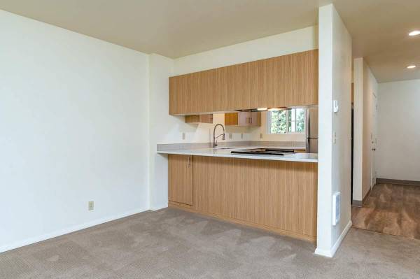 $1,840 / 2br - 955ft2 - Vida de Lujo en el Corazón de Bend, 2 habitaciones/1 baño (Bend, OR)63839295017091120
