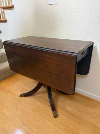 Antique Drop Leaf Table 1