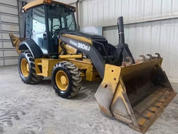 2012 Deere 310SJ Backhoe Loader with Extenda-Hoe and AC Cab 1