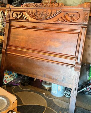 Antique Bed 1