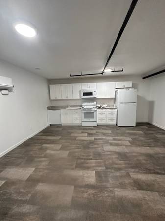 $850.00 / 1br - Cozy Studio Apartment in Gooding | Available 8/1 | $850/mo64012745481986121