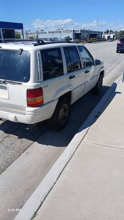 1998 jeep Cherokee 4x4 - $1,550 (clean, low price 4x,cars for sale,mechanic specials  vans)63436229607937122