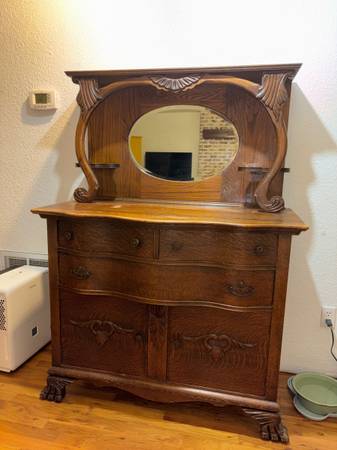 Antique buffet 1