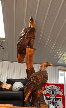 Eagle chainsaw carving 1