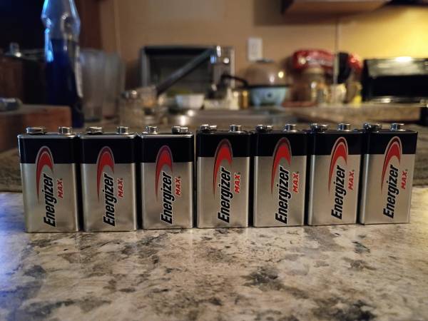 9 volt batteries 1